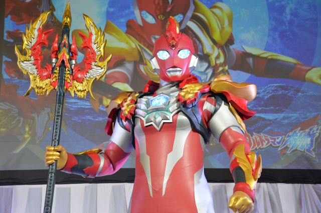 オメガの新たな姿!ウルトラマンオメガ ヴァルジェネスアーマー