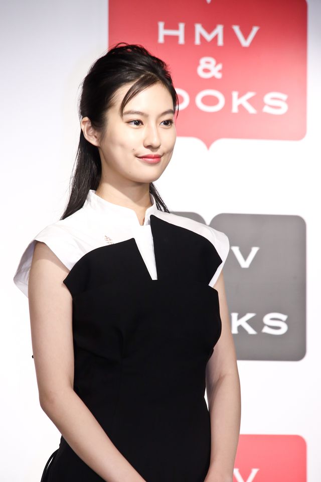 恒松祐里、人生初写真集の撮影を振り返る！「月刊 恒松祐里 優」発売記念取材会（2枚目）