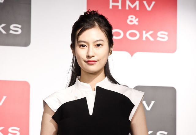 恒松祐里、人生初写真集の撮影を振り返る！「月刊 恒松祐里 優」発売記念取材会（6枚目）