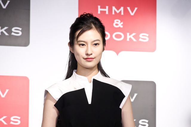 恒松祐里、人生初写真集の撮影を振り返る！「月刊 恒松祐里 優」発売記念取材会（7枚目）