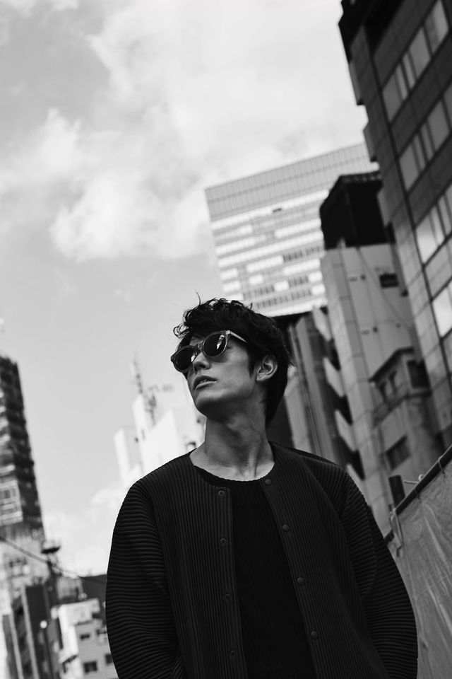 “王子”岩永徹也、写真集には載っていない貴重なカットの数々！：フォトギャラリー