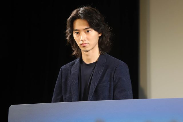 山崎賢人＆行定勲監督が登場！『劇場』初日リモート舞台あいさつ（11枚目）