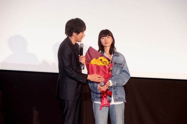 松山ケンイチがサプライズ登場！ペ・ドゥナ、前田亜季、香椎由宇、関根史織が20年ぶり集結『リンダ リンダ リンダ 4K』公開前夜祭舞台挨拶（4枚目）