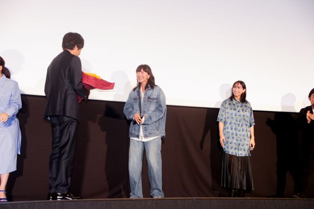 松山ケンイチがサプライズ登場！ペ・ドゥナ、前田亜季、香椎由宇、関根史織が20年ぶり集結『リンダ リンダ リンダ 4K』公開前夜祭舞台挨拶（21枚目）