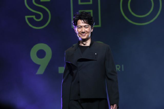 福山雅治＆有村架純が登場！映画『ブラック・ショーマン』完成報告会（6枚目）