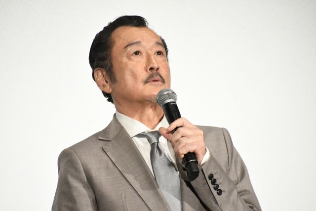 出産後の美しい佐久間由衣！吉田鋼太郎、木南晴夏、武田玲奈、MEGUMIら『映画　おいハンサム!!』伊藤家大集合（37枚目）