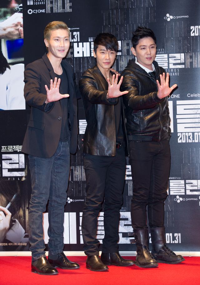 SUPER JUNIOR、イ・ビョンホン、2NE1 映画祭を彷彿させる『ベルリン』のレッドカーペットイベントに参加<韓国JPICTURES>:フォトギャラリー