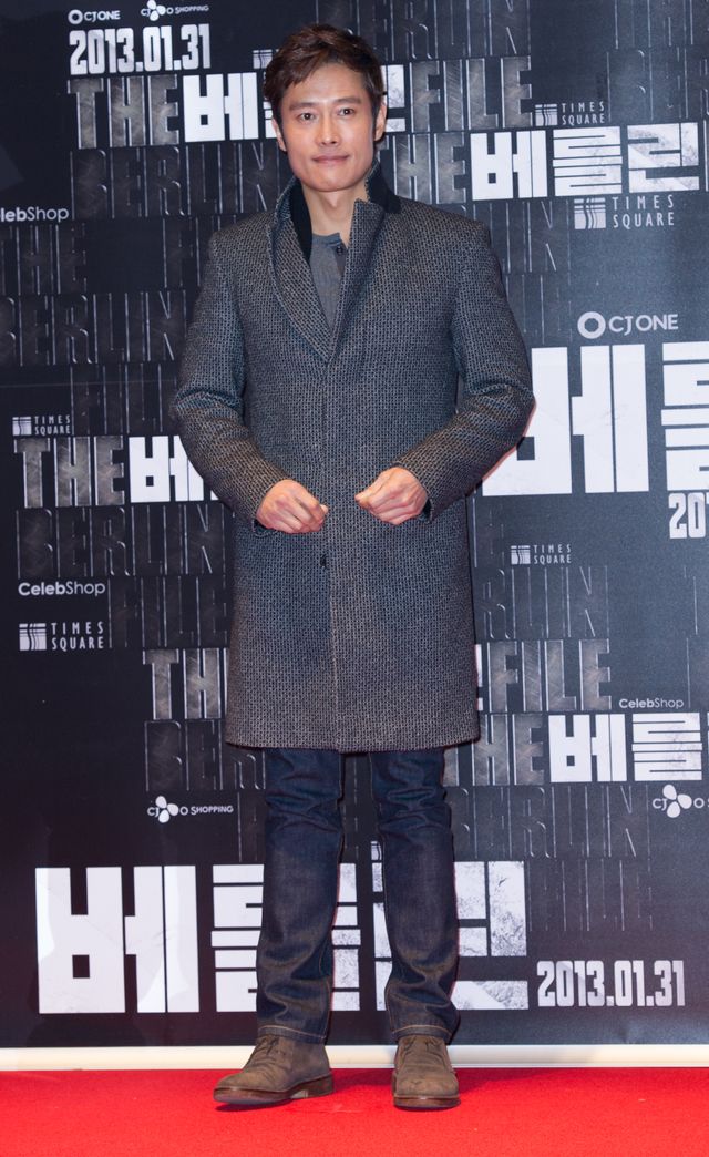 SUPER JUNIOR、イ・ビョンホン、2NE1　映画祭を彷彿させる『ベルリン』のレッドカーペットイベントに参加＜韓国JPICTURES＞（14枚目）