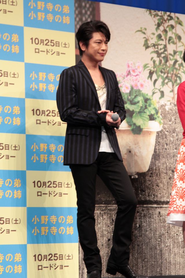 向井理と片桐はいりの掛け合い必見！映画『小野寺の弟・小野寺の姉』完成披露舞台あいさつ写真ギャラリー（10枚目）