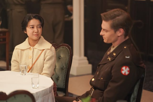 ロバートに招かれ…「カムカムエヴリバディ」第30回の場面写真（3枚目）