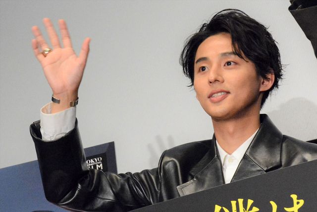 藤ヶ谷太輔、東京国際映画祭に初参加！映画『そして僕は途方に暮れる』上映後舞台あいさつ：フォトギャラリー