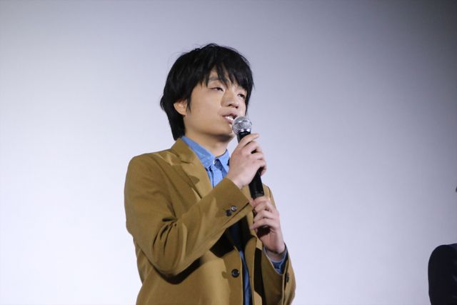 女優陣は美しいドレス姿で登壇！映画『愛の病』初日舞台あいさつ（9枚目）