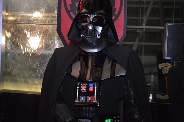 『スター・ウォーズ』美しいコスプレイヤーさんも祝福！『ローグ・ワン』カウントダウンフォトギャラリー（13枚目）