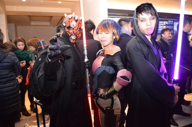『スター・ウォーズ』美しいコスプレイヤーさんも祝福！『ローグ・ワン』カウントダウンフォトギャラリー（20枚目）