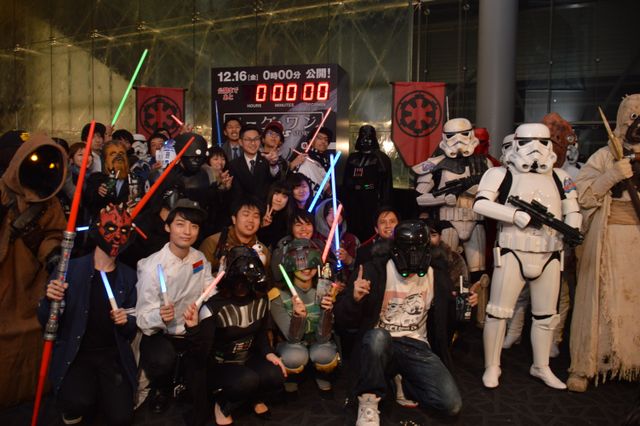 『スター・ウォーズ』美しいコスプレイヤーさんも祝福！『ローグ・ワン』カウントダウンフォトギャラリー（23枚目）