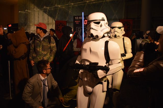 『スター・ウォーズ』美しいコスプレイヤーさんも祝福！『ローグ・ワン』カウントダウンフォトギャラリー（24枚目）