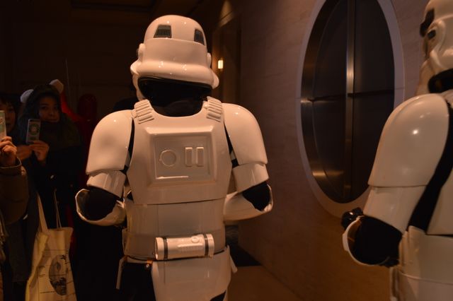 『スター・ウォーズ』美しいコスプレイヤーさんも祝福！『ローグ・ワン』カウントダウンフォトギャラリー（25枚目）