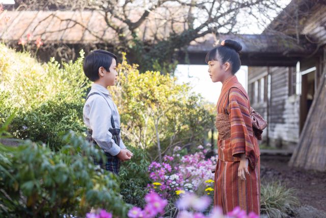 清（二宮和也）や登美子（松嶋菜々子）らの輝く笑顔…朝ドラ「あんぱん」第2回（3枚目）