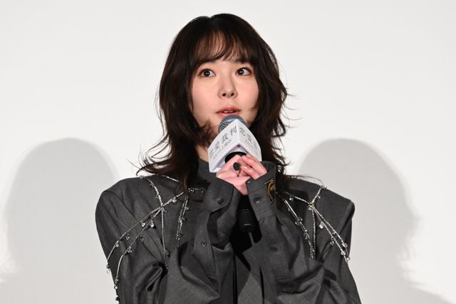 齊藤京子、主演作『恋愛裁判』公開！仲村悠菜、小川未祐、唐田えりか、津田健次郎ら登壇　初日舞台挨拶（15枚目）