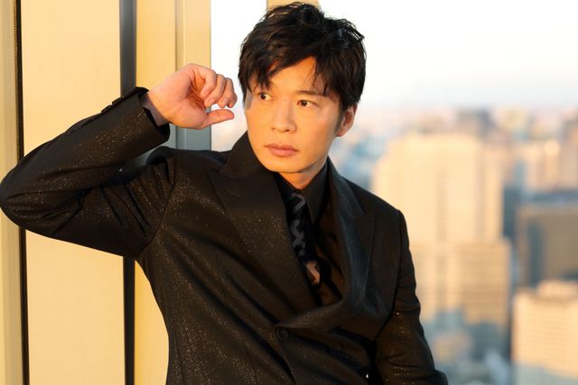 夕日が似合う田中圭…『劇場版ドクターX』インタビュー撮り下ろしカット（3枚目）