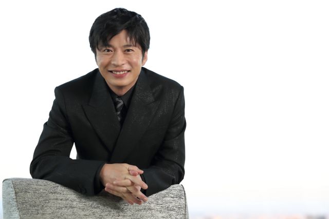 夕日が似合う田中圭…『劇場版ドクターX』インタビュー撮り下ろしカット（5枚目）