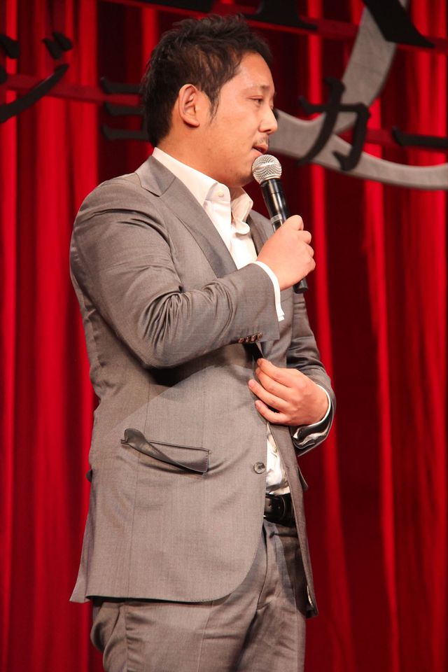 深田恭子、真っ赤なドレスで大人の魅力！『ジョーカー・ゲーム』完成披露試写フォトギャラリー（2枚目）