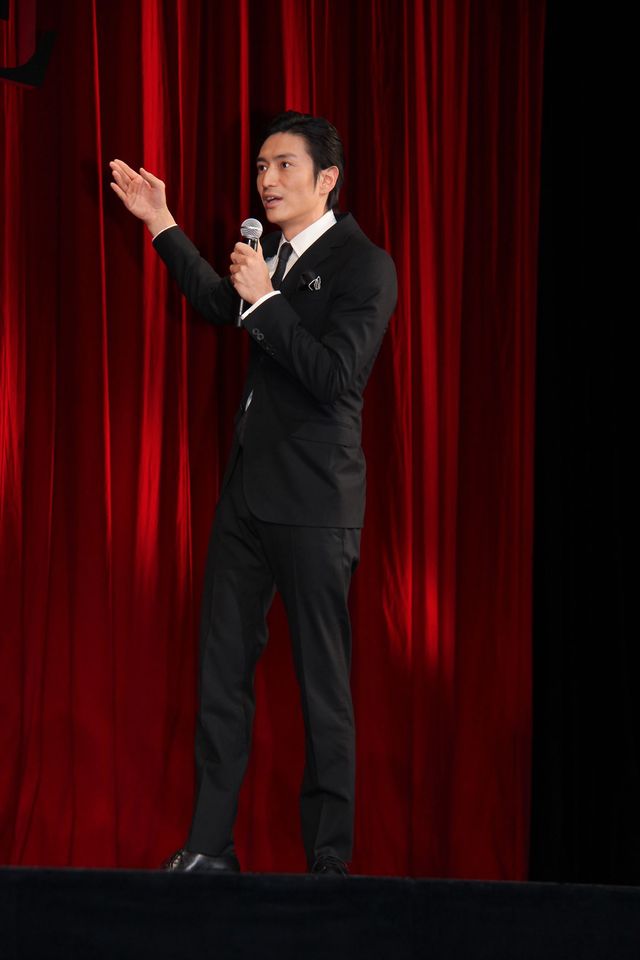 深田恭子、真っ赤なドレスで大人の魅力！『ジョーカー・ゲーム』完成披露試写フォトギャラリー（5枚目）