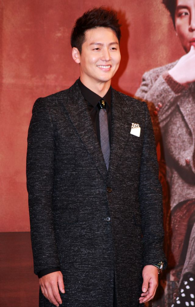 イ・ジョンジン、ユジン「百年の遺産」 こじれた人間関係を描いた温かいホームドラマ<韓国JPICTURES>