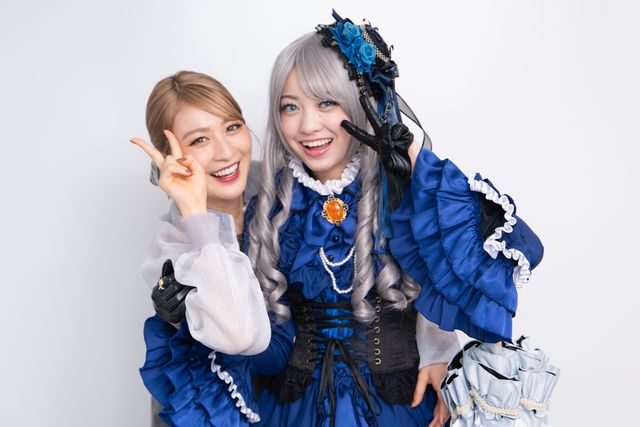 宮部のぞみ＆鎌田英怜奈、笑顔まぶしい2ショット！Vシネクスト『仮面ライダーガヴ』撮り下ろし写真（2枚目）