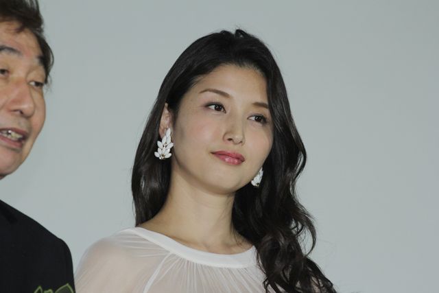 トリンドル玲奈、橋本マナミ、北原里英ら美女集結！蛭子能収主演『任侠野郎』の初日舞台あいさつフォトギャラリー（5枚目）