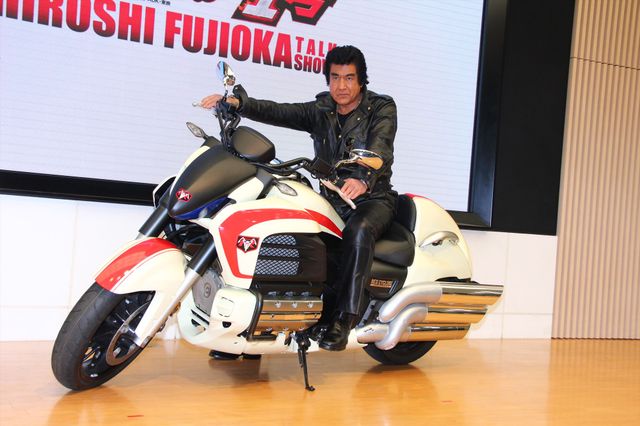 藤岡弘、45年ぶりの仮面ライダーは「演じておりません、自分そのもの」　画像ギャラリー（14枚目）