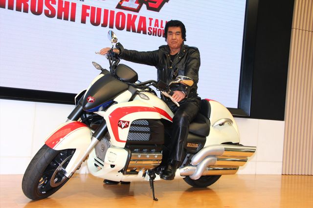 藤岡弘、45年ぶりの仮面ライダーは「演じておりません、自分そのもの」　画像ギャラリー（15枚目）