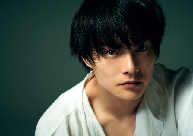 結木滉星の力強い目線にドキッ！「結木滉星カレンダー2020.04-2021.03」先行カット（3枚目）