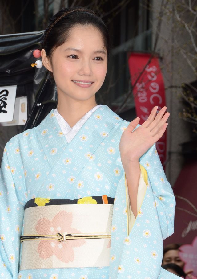 日本橋が桜色に！映画『神様のカルテ2』桜カーペットセレモニー（6枚目）