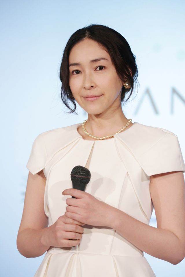 麻生久美子フォトギャラリー：フォトギャラリー