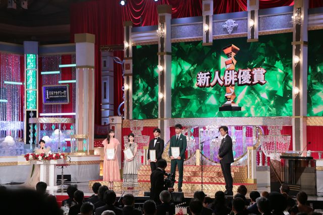 中条あやみ、ピンクのドレスがカワイイ！日本アカデミー賞新人賞（14枚目）