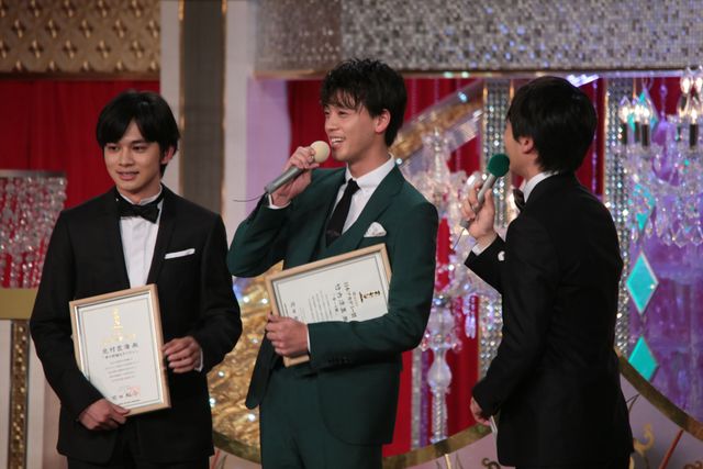 中条あやみ、ピンクのドレスがカワイイ！日本アカデミー賞新人賞（24枚目）