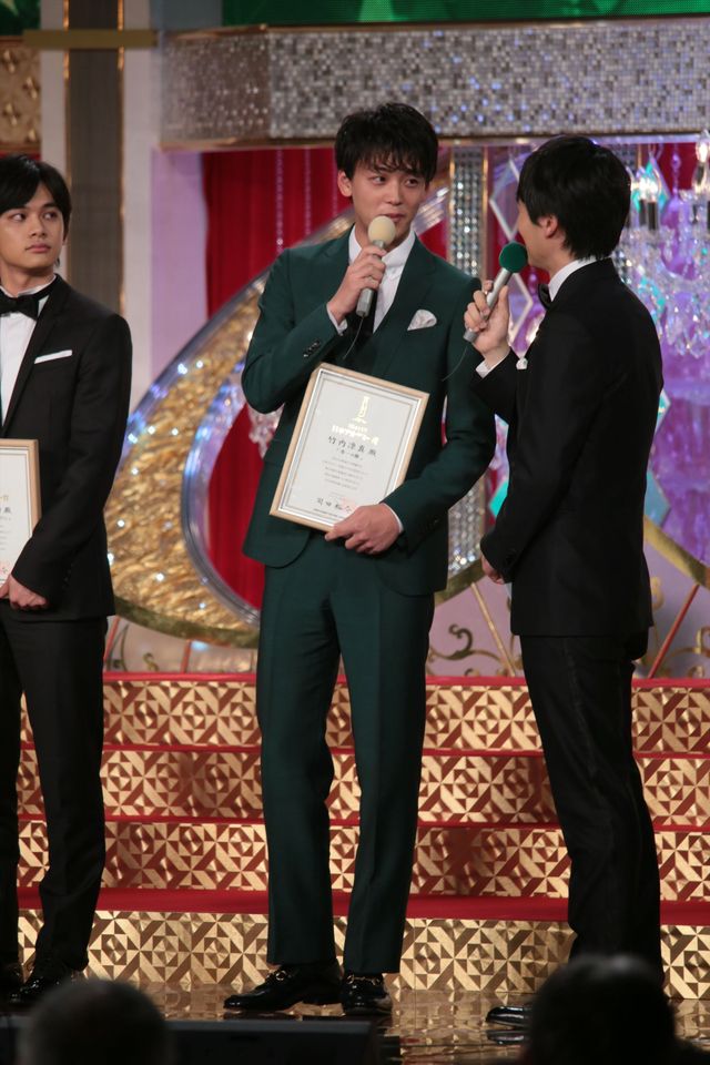 中条あやみ、ピンクのドレスがカワイイ！日本アカデミー賞新人賞（25枚目）