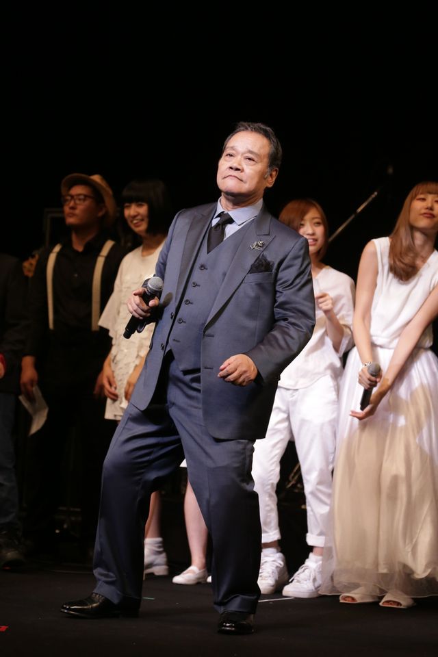 したコメ「コメディ名誉賞」受賞の西田敏行、「コメディだけに商品が米」　画像ギャラリー（8枚目）