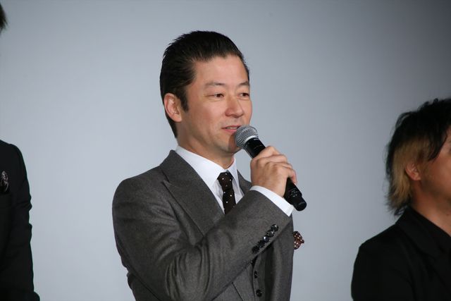 綾野剛『新宿スワン』に感謝！初日舞台あいさつフォトギャラリー（6枚目）