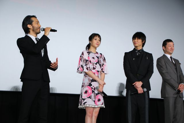 綾野剛『新宿スワン』に感謝！初日舞台あいさつフォトギャラリー（17枚目）