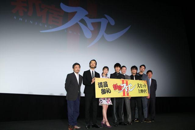 綾野剛『新宿スワン』に感謝！初日舞台あいさつフォトギャラリー（26枚目）