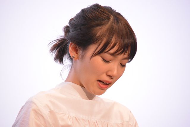 飯豊まりえ、感涙！　画像ギャラリー（8枚目）