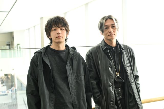 「DOPE」で共演する中村倫也と井浦新