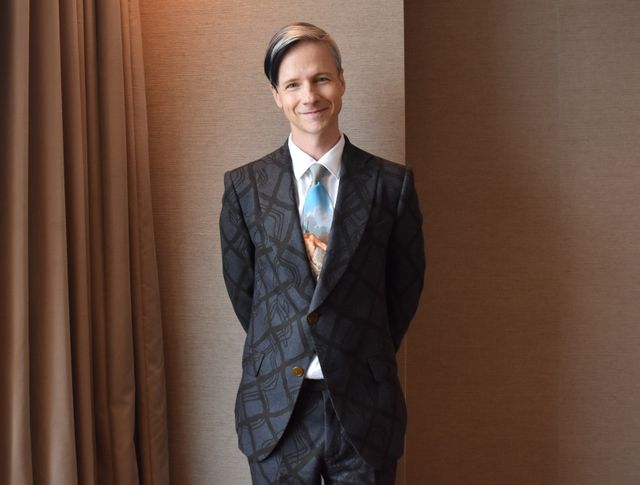 「ユーリ!!! on ICE」ヴィクトルのモデルになったジョン・キャメロン・ミッチェル！＜全7枚＞：フォトギャラリー