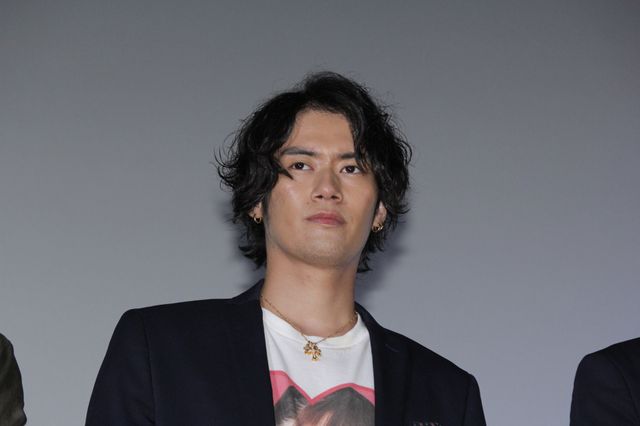 スパガ浅川梨奈＆阿部夢梨が共演！『トウキョウ・リビング・デッド・アイドル』初日舞台あいさつ：フォトギャラリー