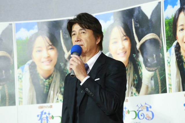 広瀬すず、松嶋菜々子のドレス姿が美しい！「なつぞら」第1週完成試写会（11枚目）