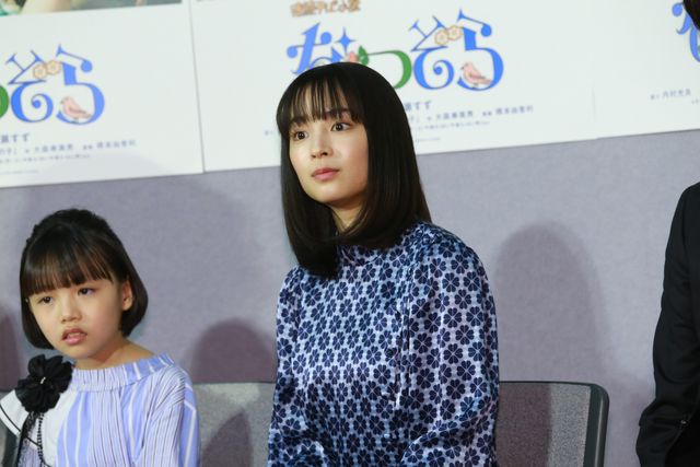 広瀬すず、松嶋菜々子のドレス姿が美しい！「なつぞら」第1週完成試写会（14枚目）