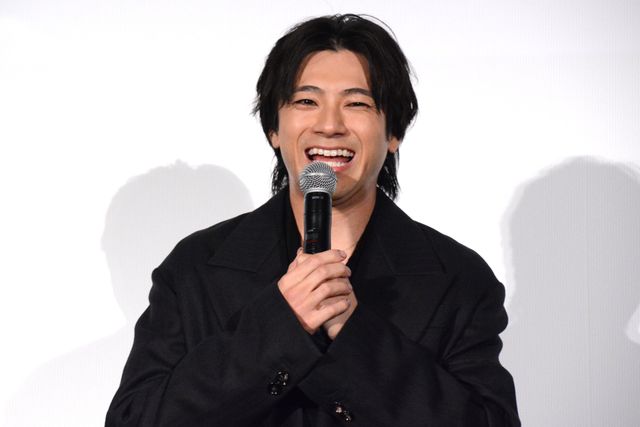 山田裕貴＆平一紘監督が沖縄尚学優勝を祝福！『木の上の軍隊』ロングラン御礼舞台挨拶（6枚目）