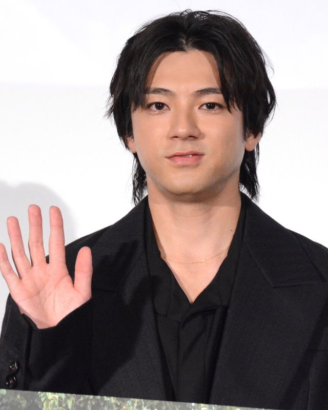 山田裕貴＆平一紘監督が沖縄尚学優勝を祝福！『木の上の軍隊』ロングラン御礼舞台挨拶（7枚目）